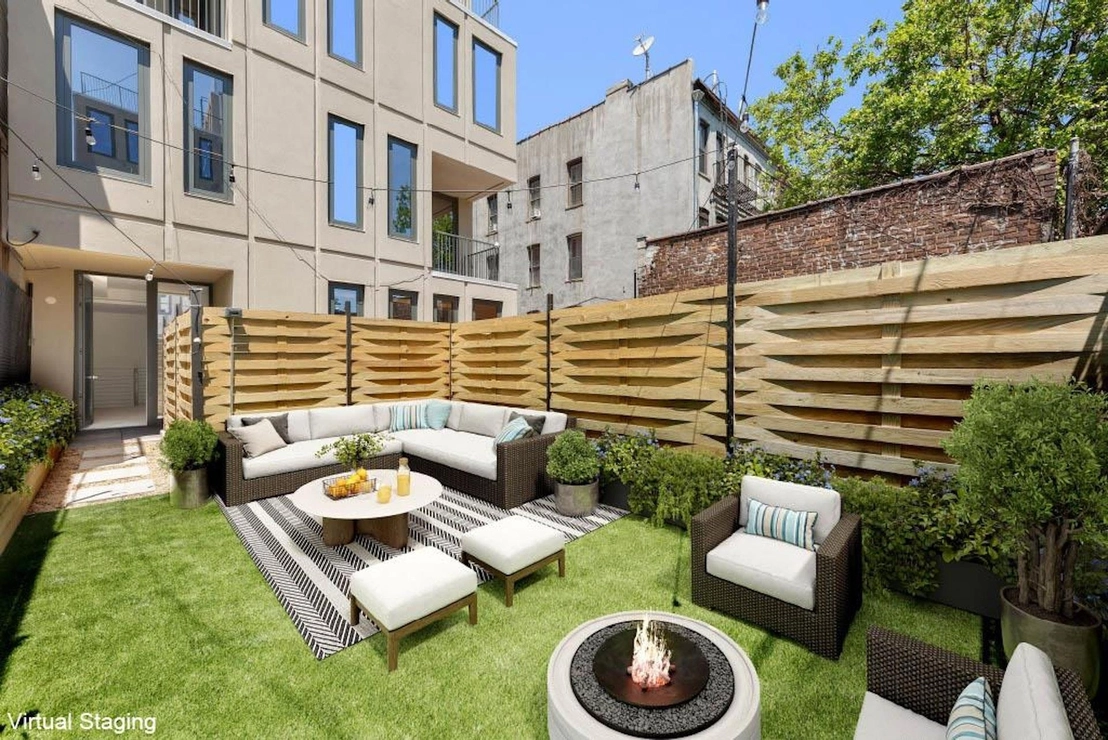 Outdoor at Unit GARDENB at 1504 JEFFERSON Avenue