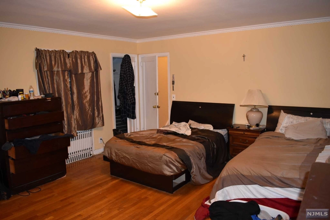 Bedroom at 367 Fairview Avenue