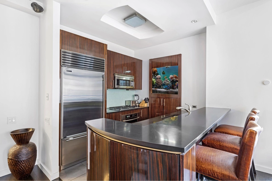 Kitchen at Unit 12H at 325 5TH Avenue