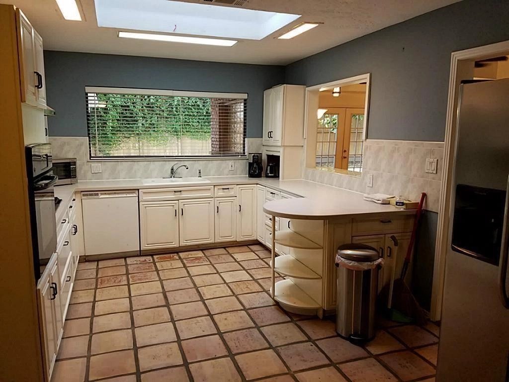 Bathroom, Kitchen at 9330 Memorial Drive