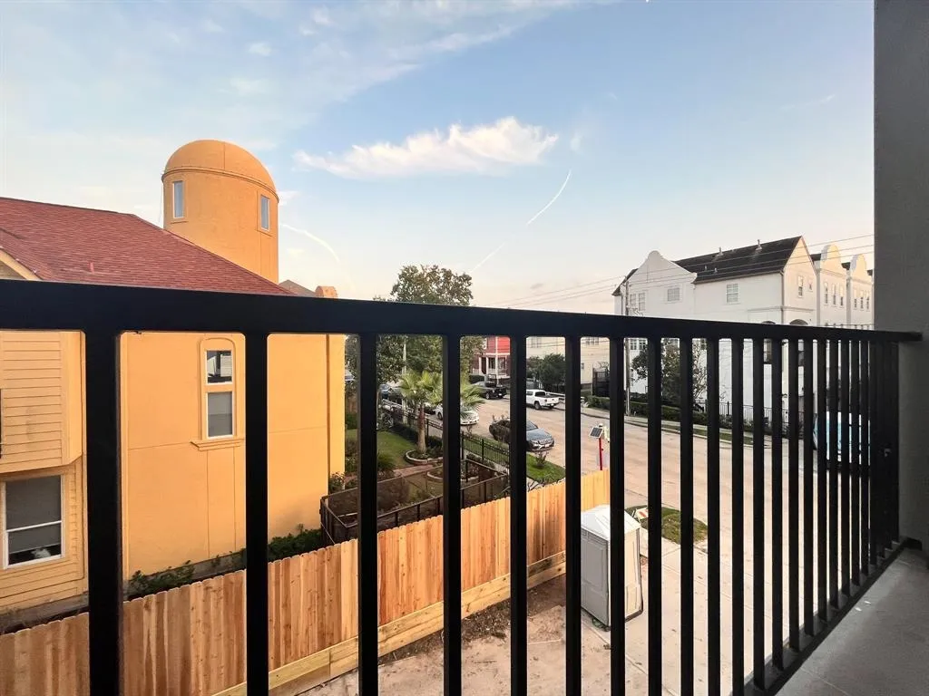 Outdoor at Unit C at 1243 W 23rd Street
