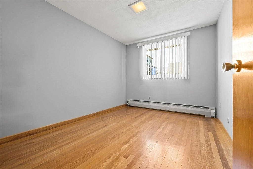 Empty Room at 123 Augustus St