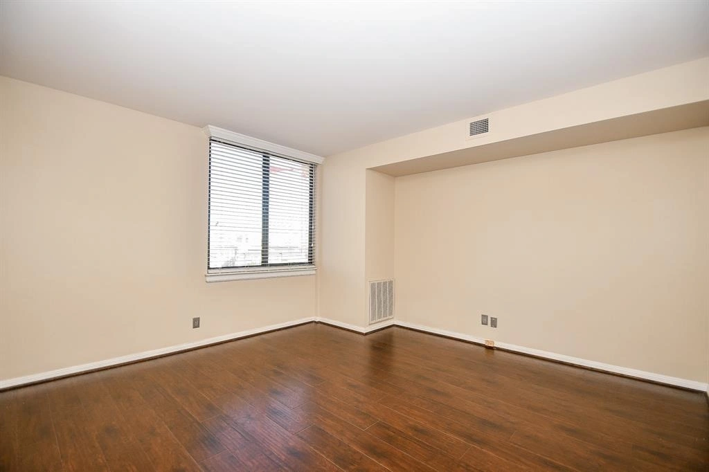 Empty Room at Unit 805 at 3525 Sage Road