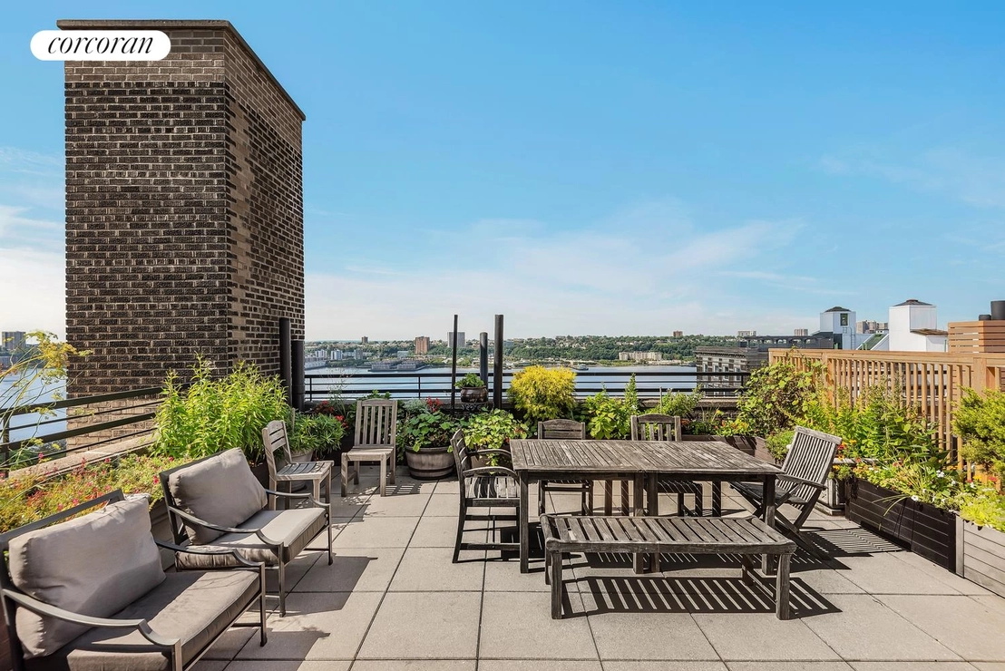 Outdoor at Unit 7C at 600 W 111TH Street