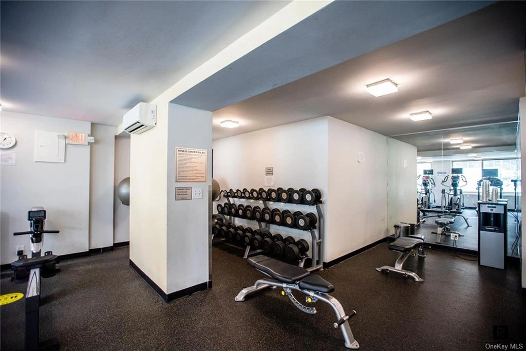Fitness Center at Unit 28 at 333 E 45th Street