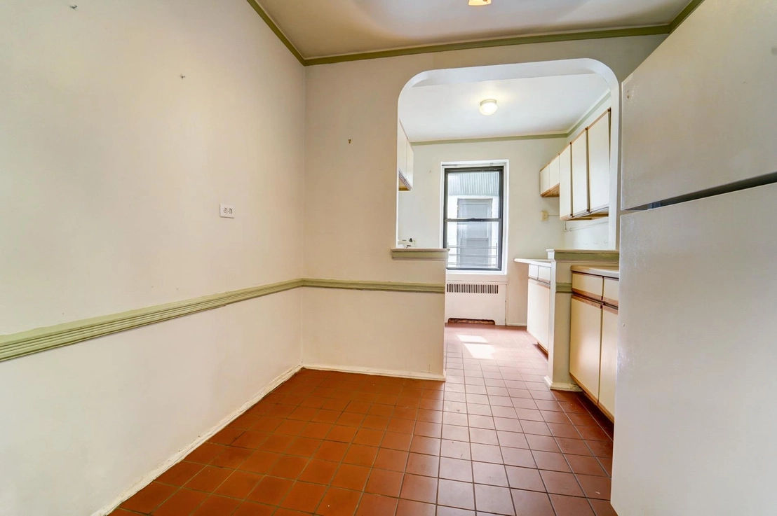Hallway, Empty Room at Unit 6B at 251 Seaman Avenue