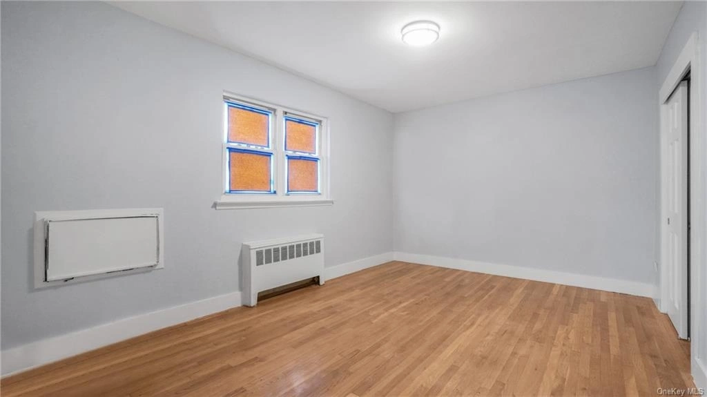 Empty Room at 1812 Muliner Avenue