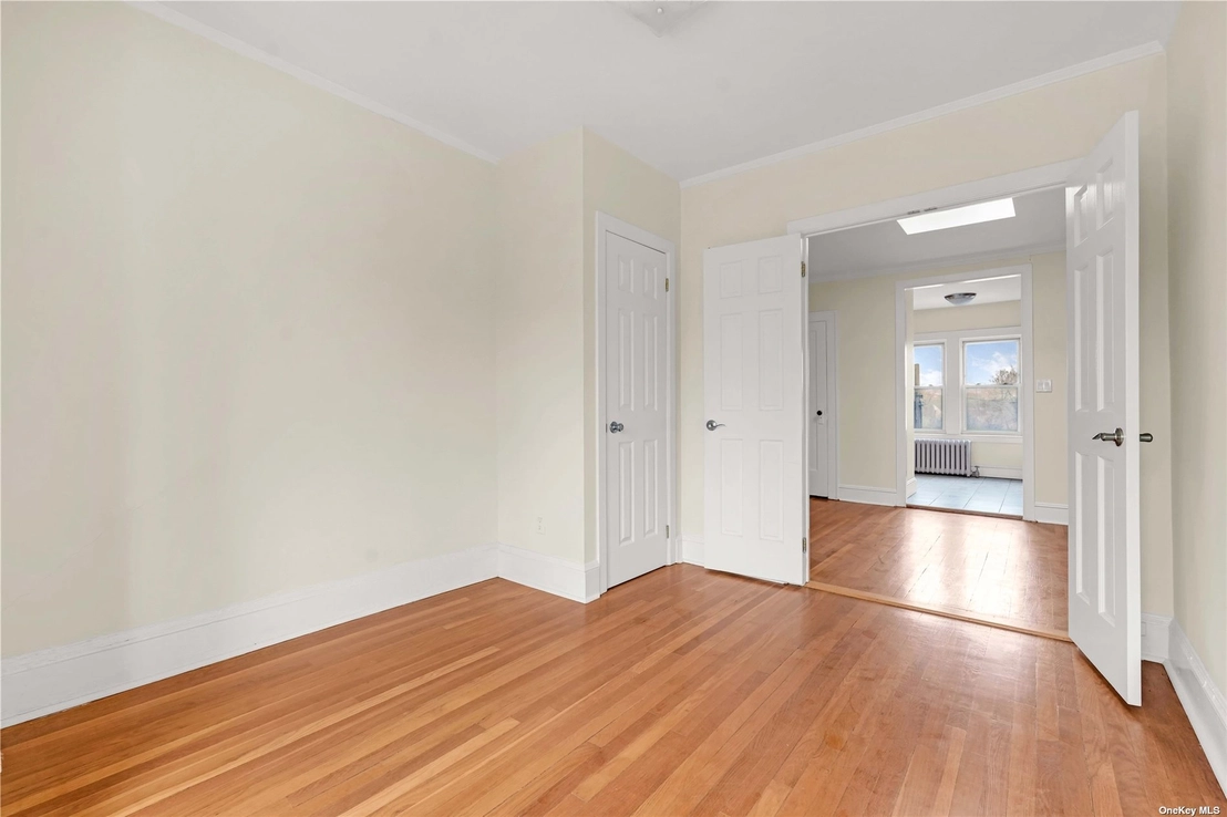 Empty Room at 100-13 Ascan Avenue