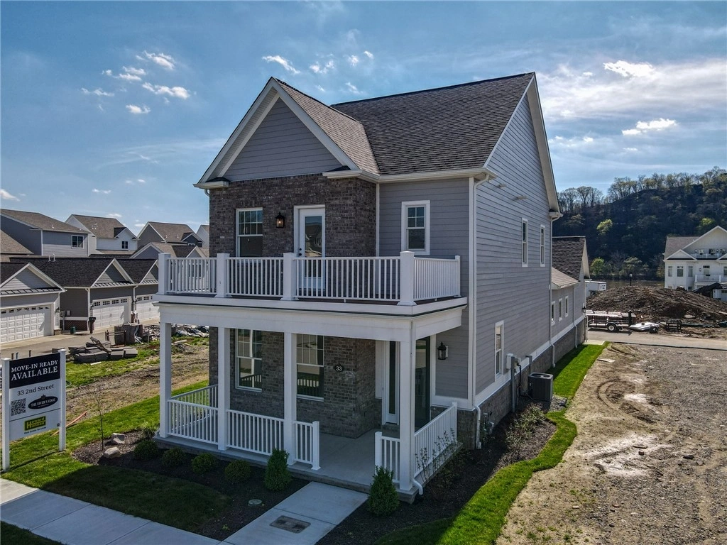 Photo of 33 2nd Street