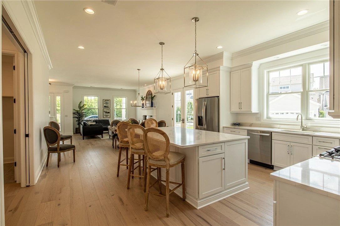 Photo of 33 2nd Street