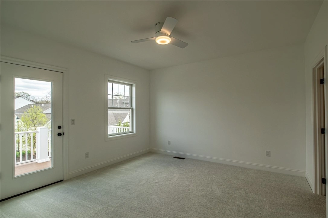 Photo of 33 2nd Street