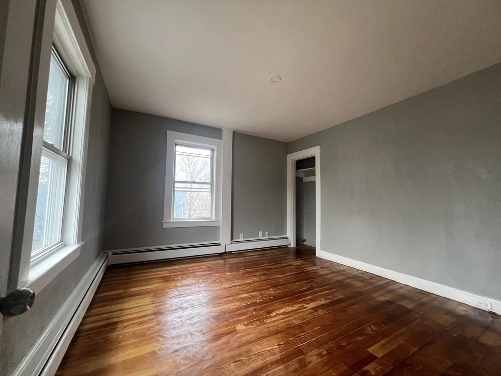 Empty Room at 499 Concord Street