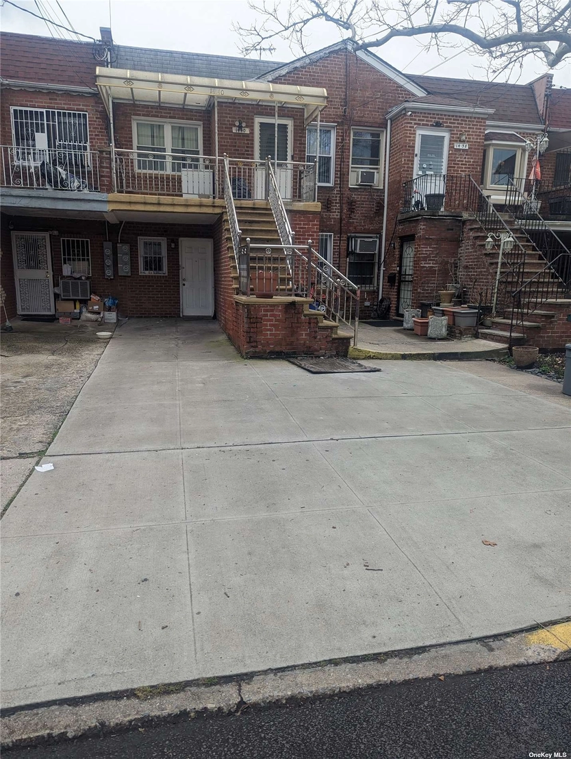 Outdoor, Streetview at Unit 2 at 1440 E 100th Street