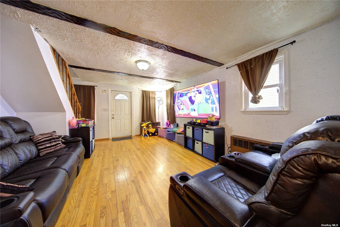 Livingroom at 349 W Jamaica Avenue