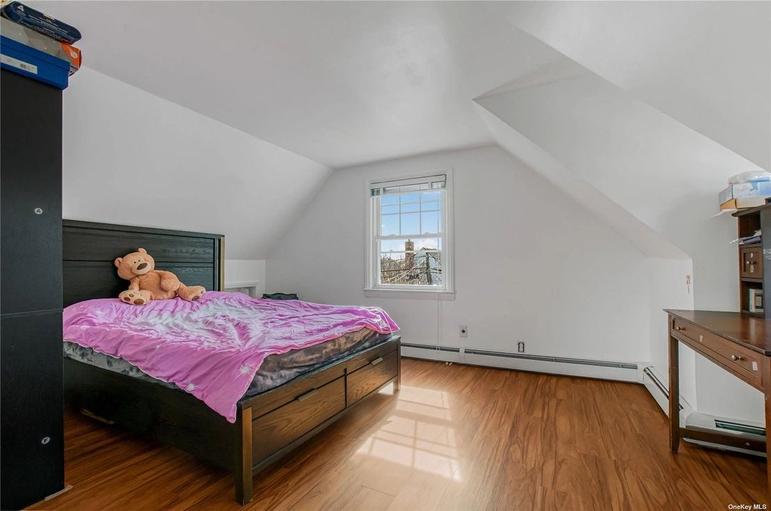 Bedroom at 254-12 84th Road