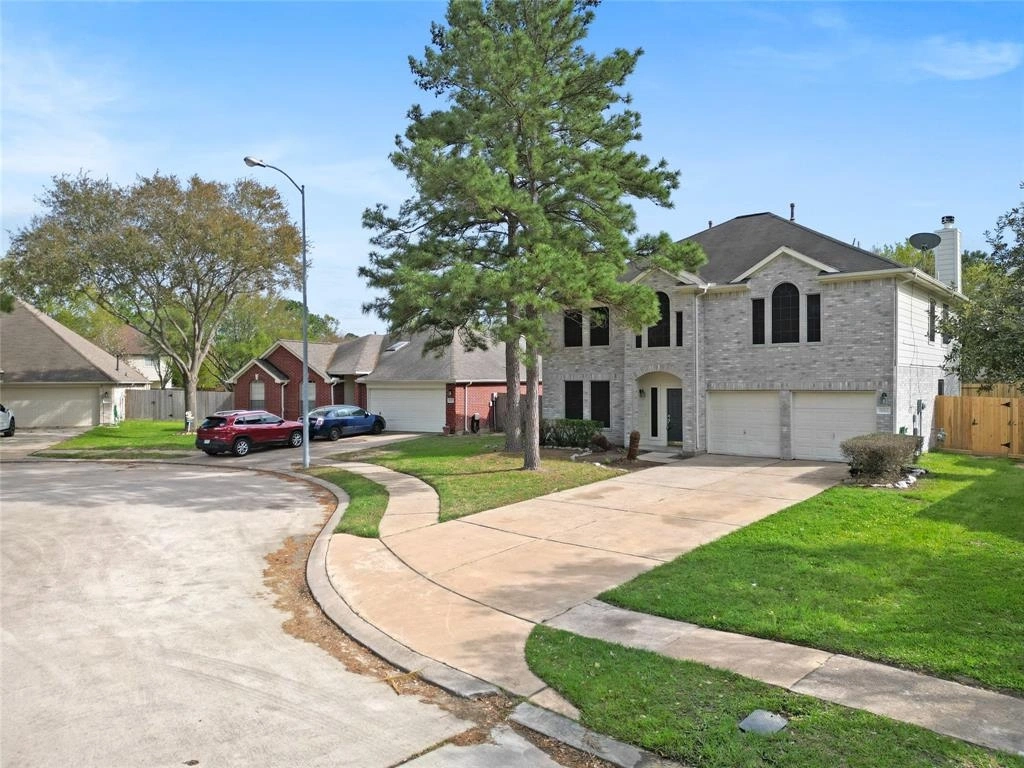Outdoor, Streetview at 18311 Hollow Branch Court