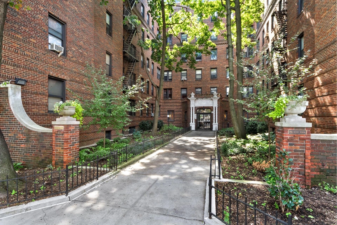 Outdoor, Streetview at Unit 3S at 83-10 35TH Avenue