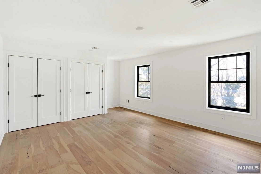 Empty Room at 97 Lakeview Street
