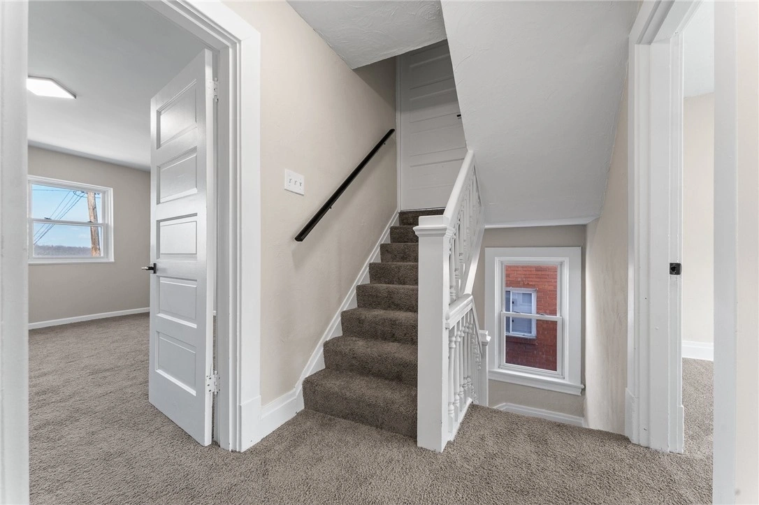 Photo of 7716 Francis Street