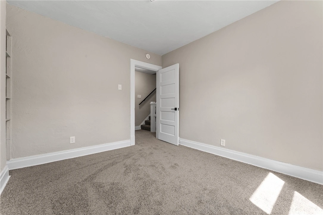 Photo of 7716 Francis Street