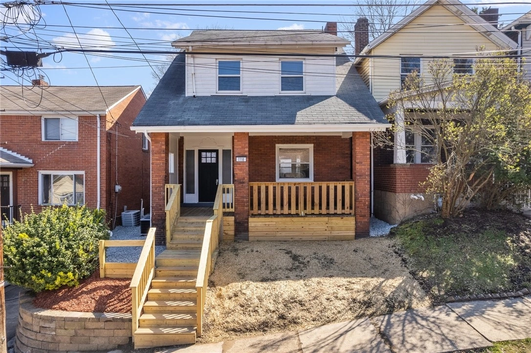 Photo of 7716 Francis Street