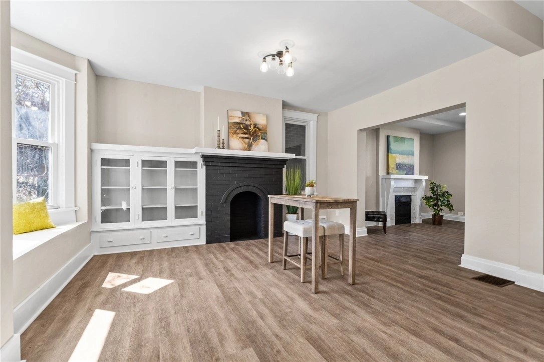 Photo of 7716 Francis Street