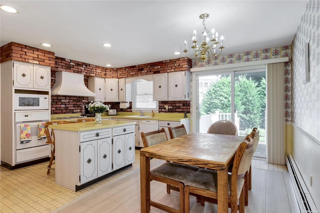 Kitchen, Dining at 8 Half Acre