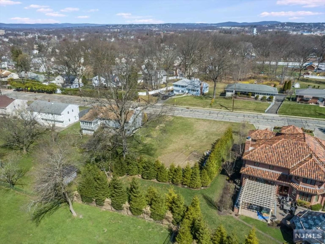 Outdoor, Satellite View at 95 East Lindsley Road