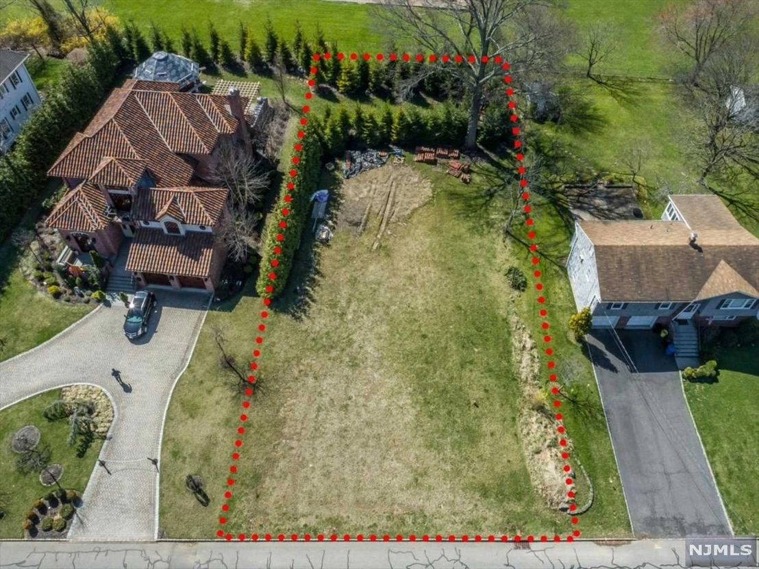 Satellite View, Outdoor at 95 East Lindsley Road