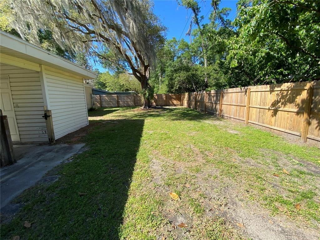 Photo of 3908 NW 13th PLACE