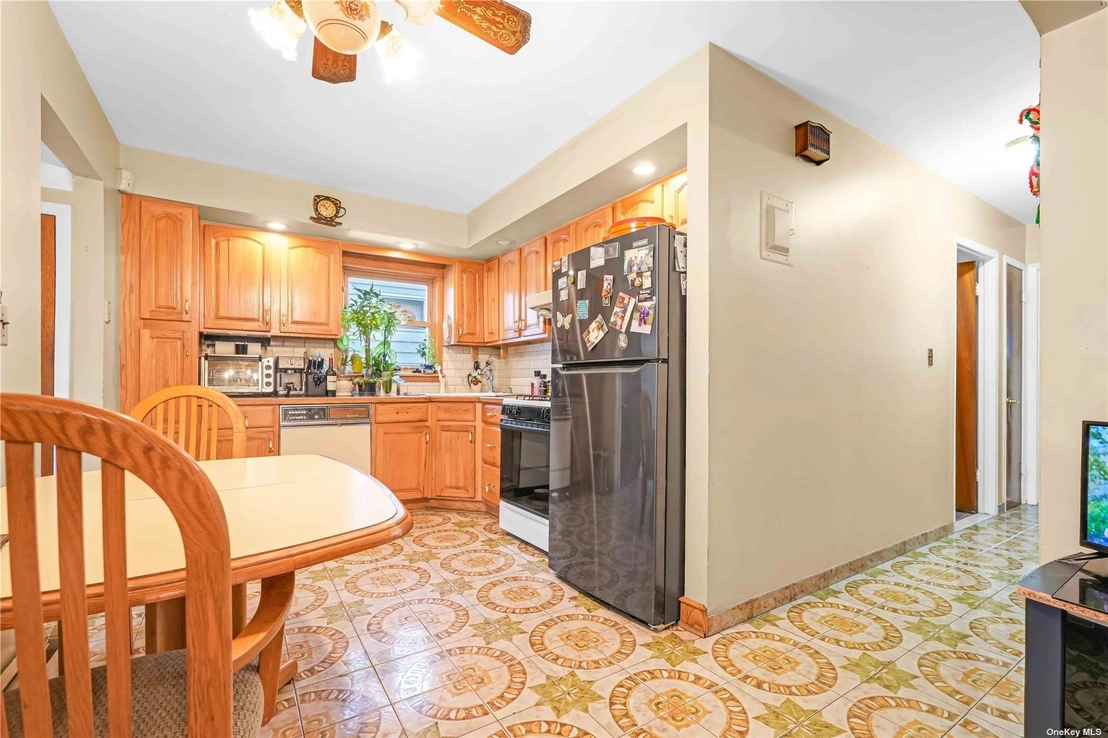 Kitchen, Dining at 154-54 21st Avenue