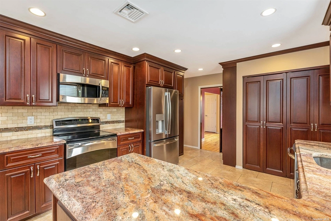 Kitchen at 16 Peppermill Ct