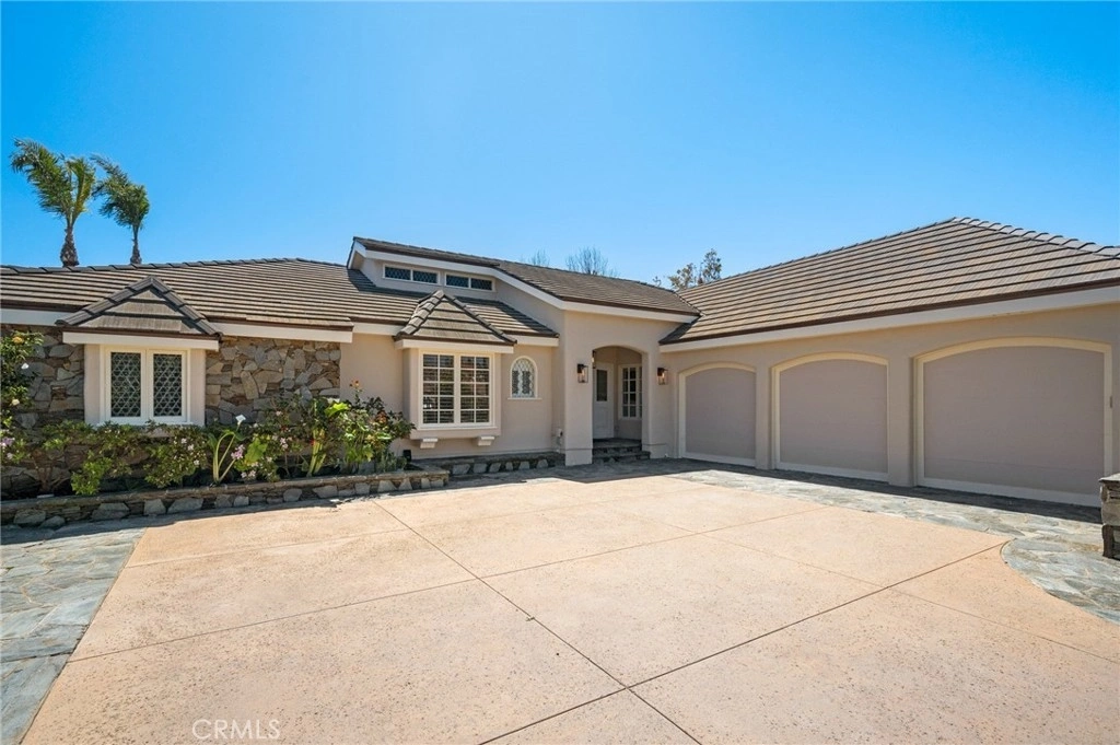 Photo of 34 San Clemente Drive