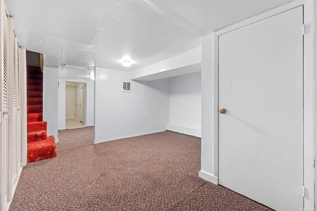 Empty Room at 108-41 171st