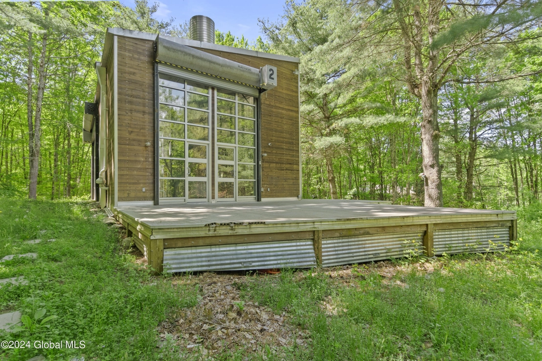 Photo of 140 Binninger Road
