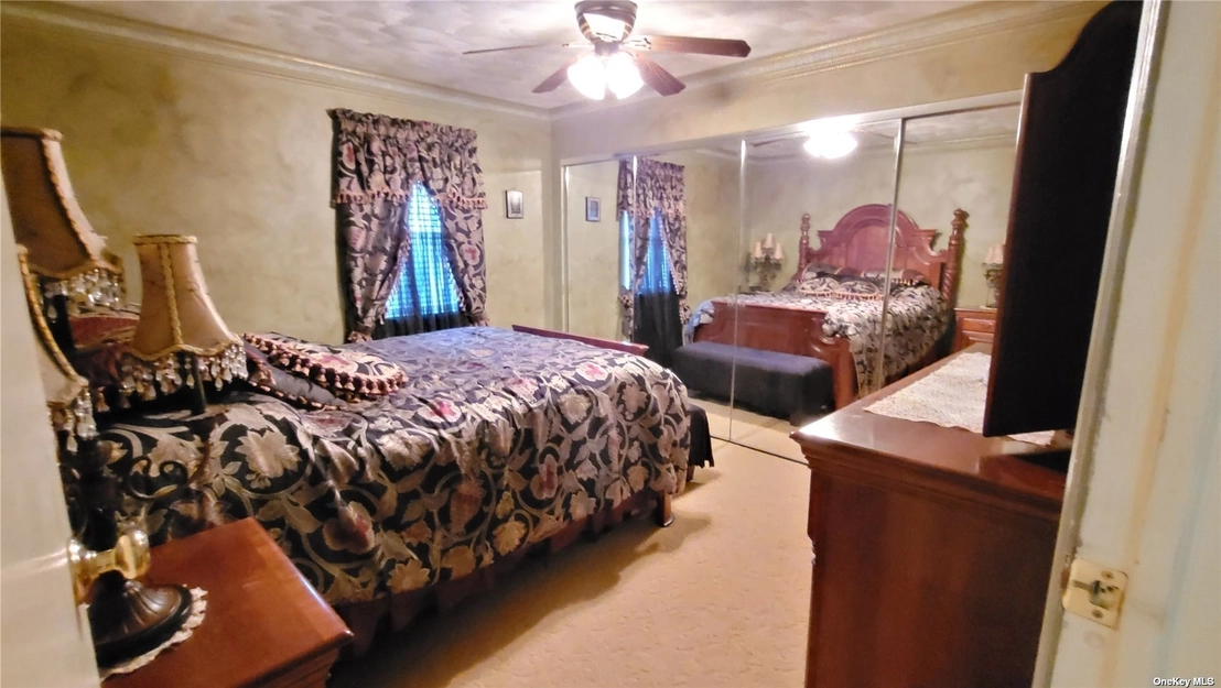 Bedroom at 69 S Crescent Drive