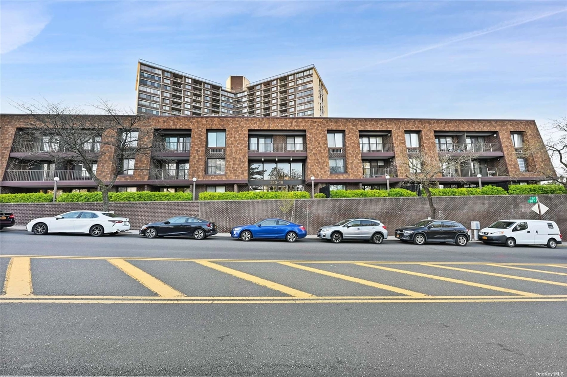 Streetview, Outdoor at Unit TL at 21019 26th Avenue