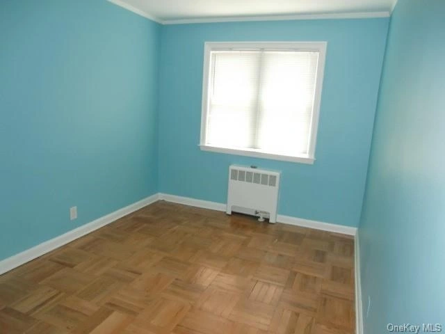 Empty Room at 3003 Lasalle Avenue