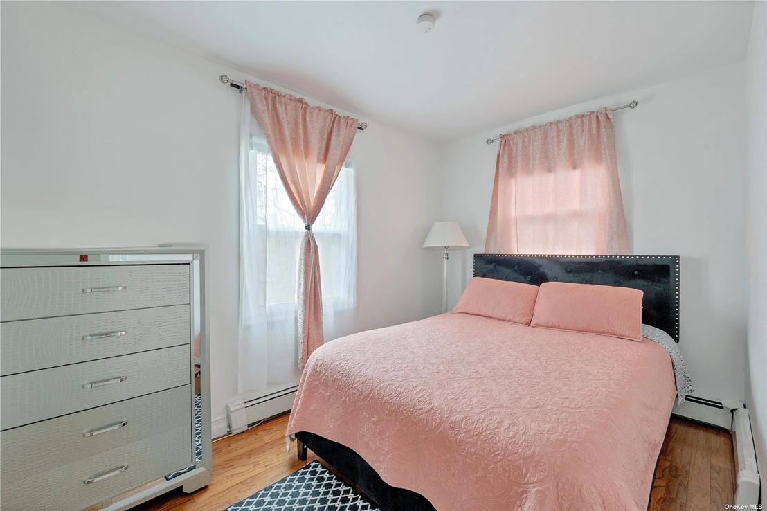 Bedroom at 203 Fairfield Avenue