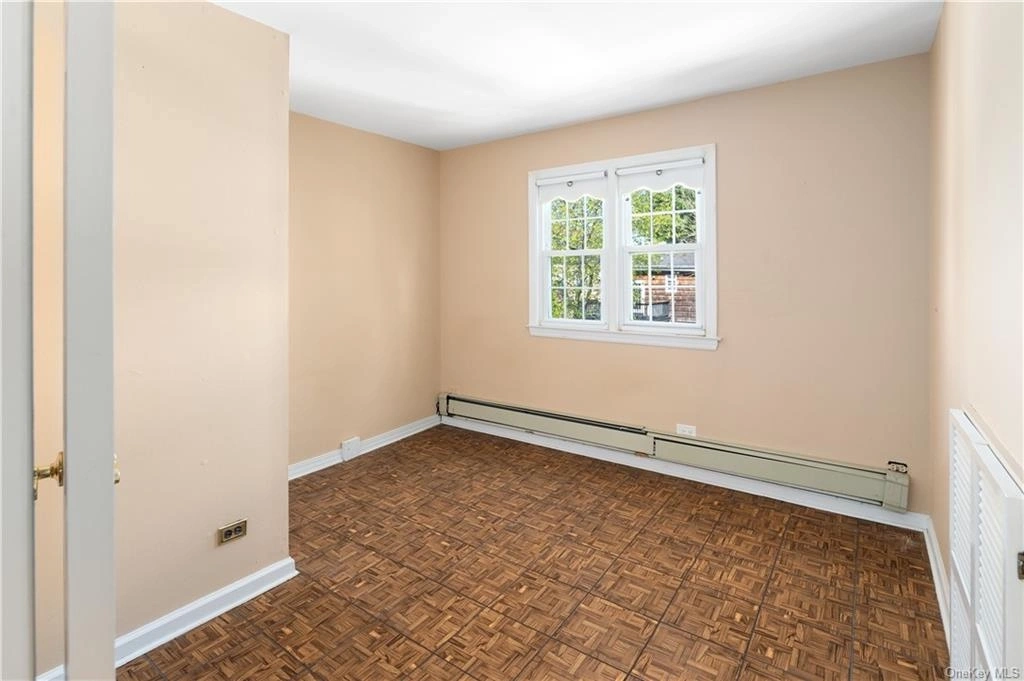 Empty Room at 131 Florence Street