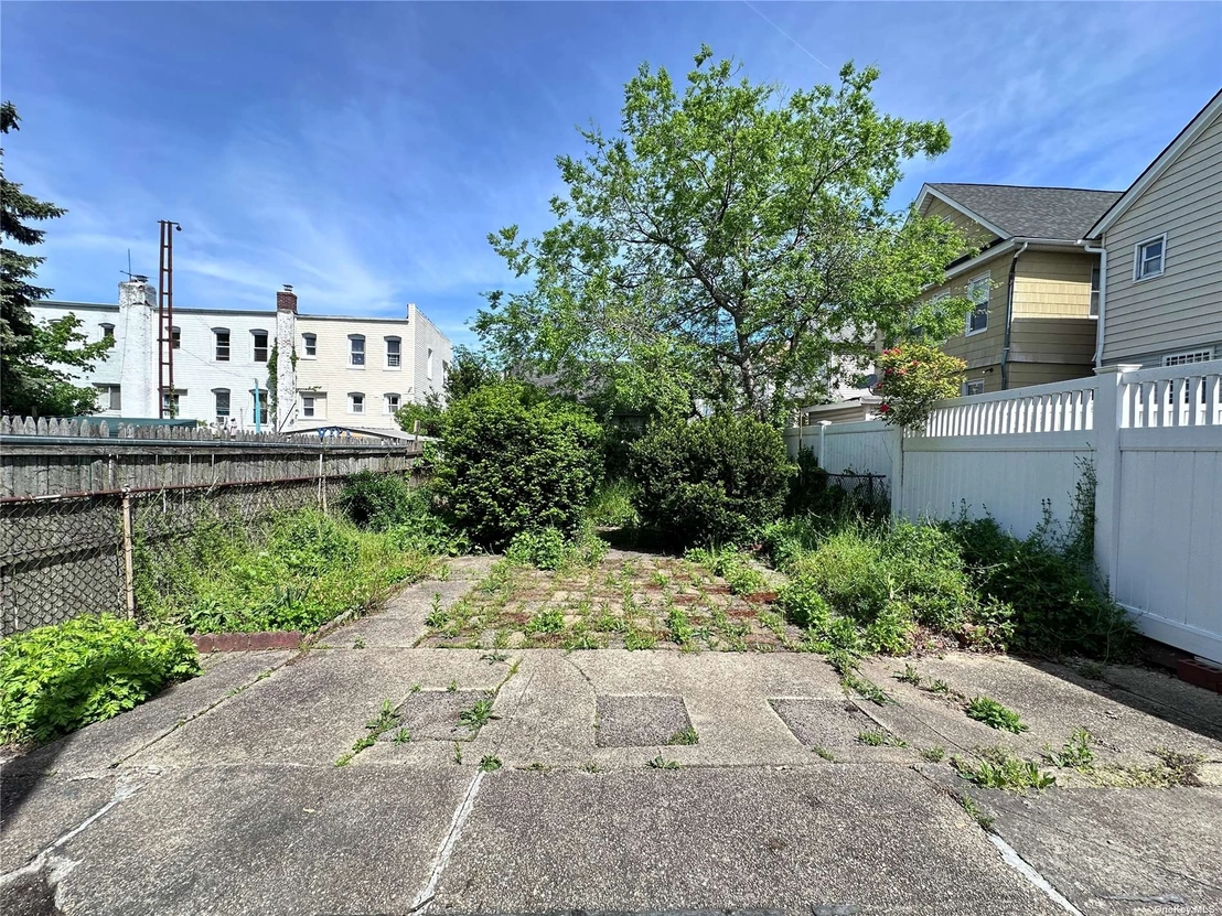 Outdoor, Streetview at 95-23 97th Avenue