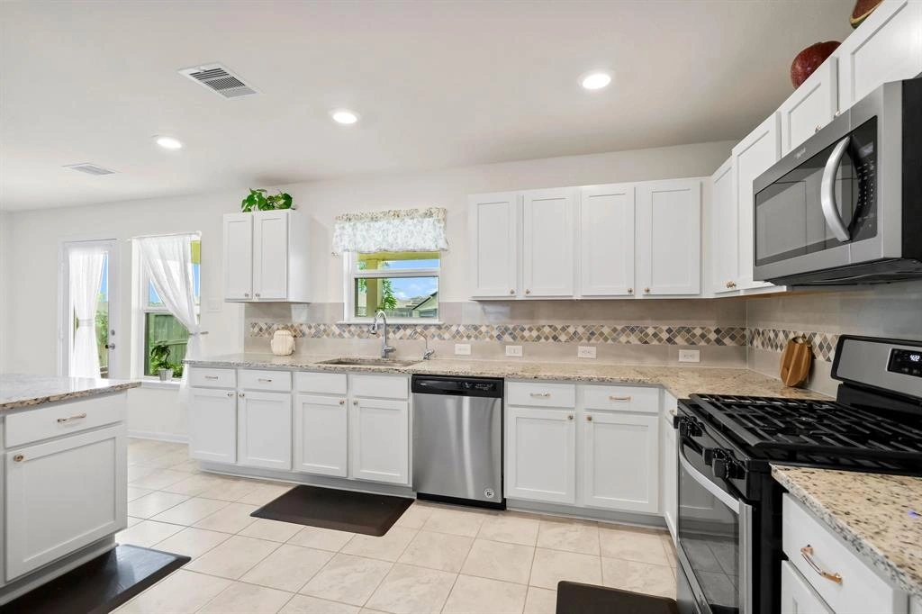 Kitchen at 25406 Cheshire Knoll Street