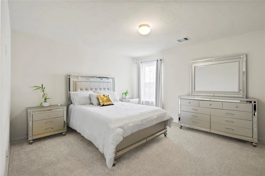 Bedroom at 25406 Cheshire Knoll Street