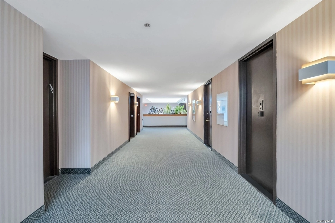 Photo of Unit 4G at 376 Central Avenue