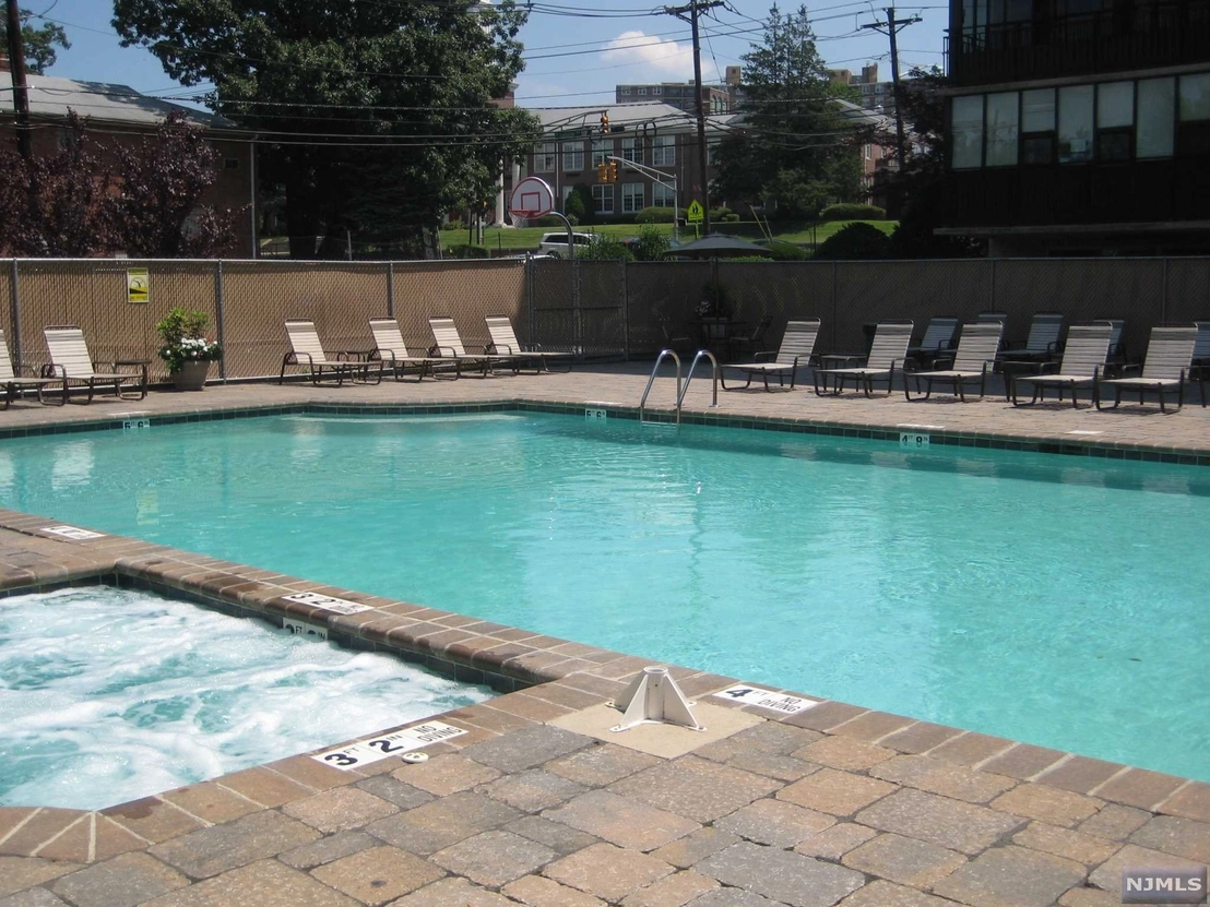 Pool, Outdoor at Unit 7O at 2185 Lemoine Avenue
