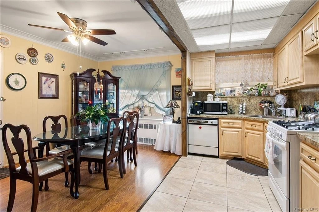 Kitchen, Dining at 2740 Seymour Avenue