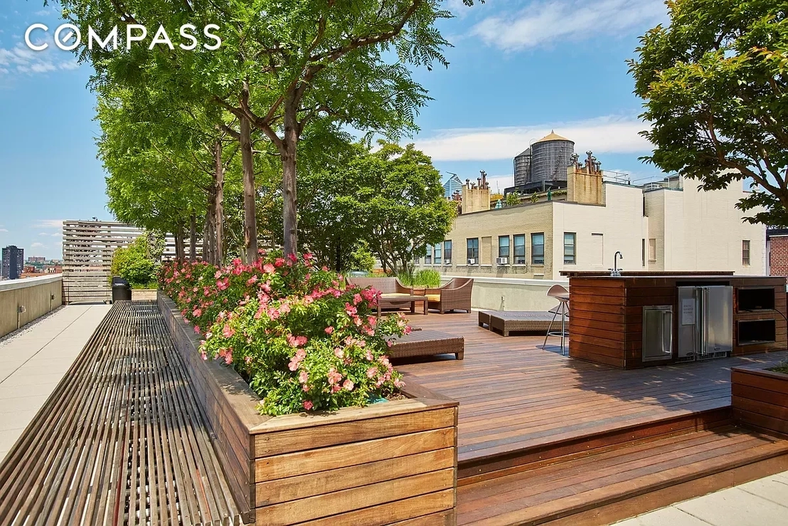 Outdoor at Unit 12B at 133 W 22nd Street
