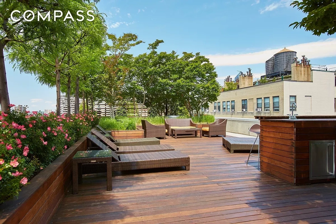 Outdoor at Unit 12B at 133 W 22nd Street