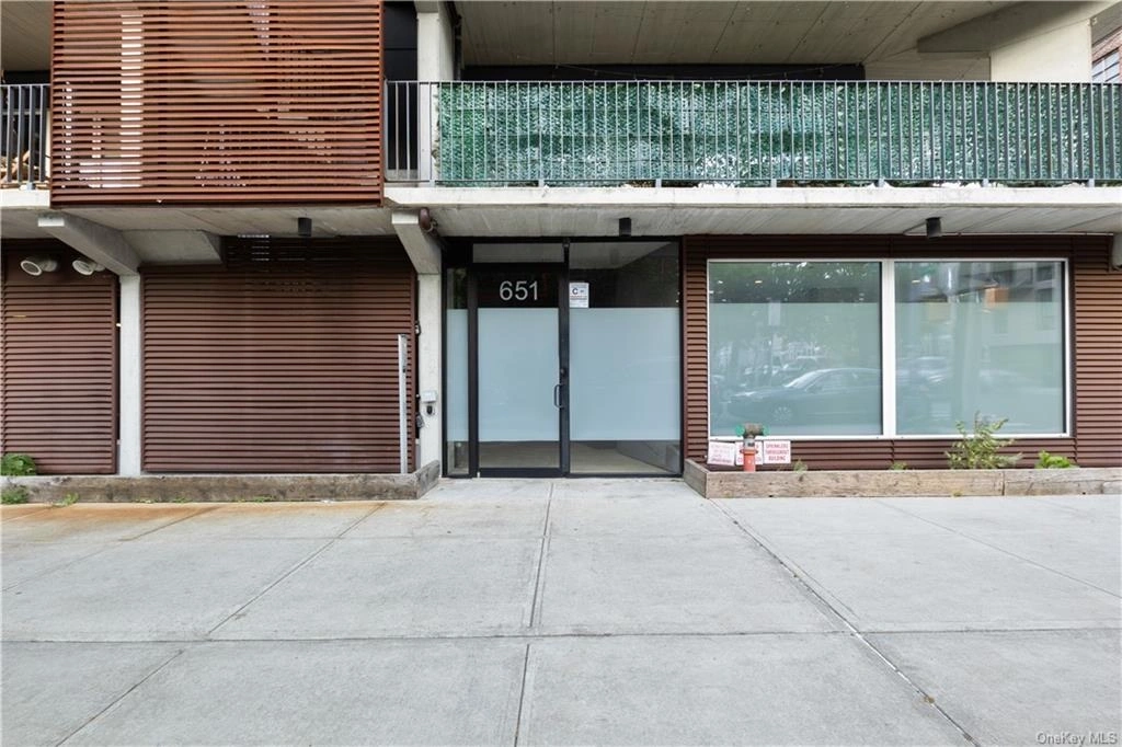 Outdoor, Streetview at Unit PH at 651 New York Avenue