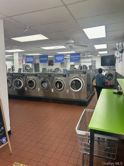 Laundry at 2200 Seward Avenue